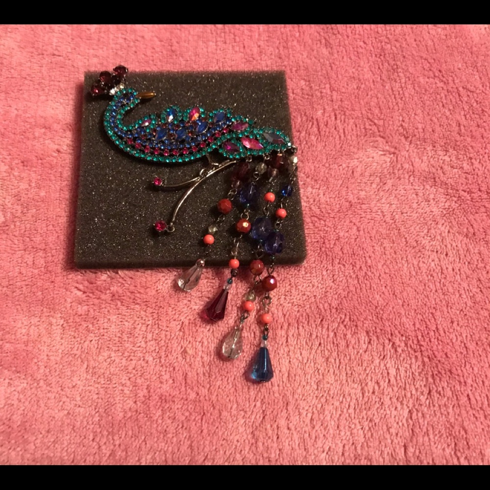 Large Broach